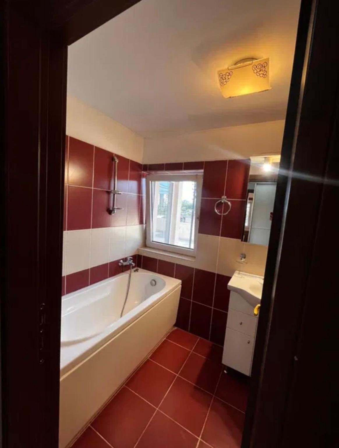 Sunset Holiday Home Bucureşti Ngoại thất bức ảnh